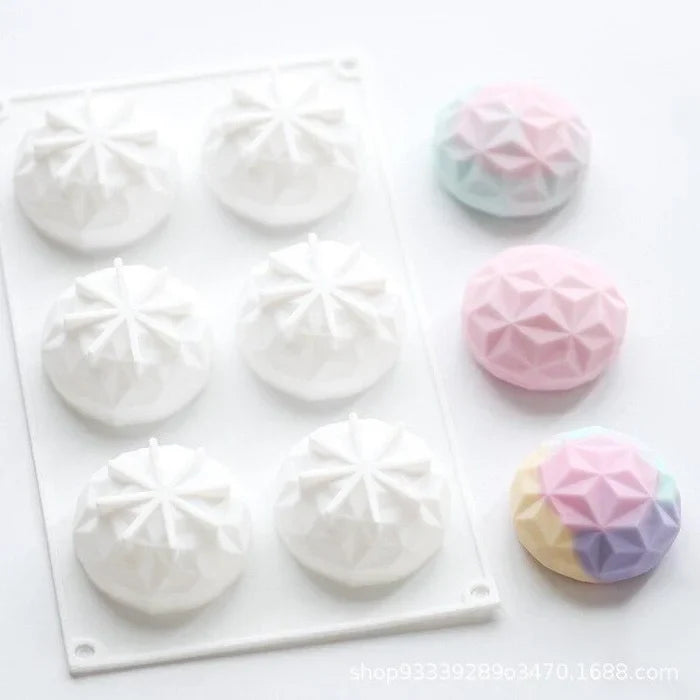 https://cdn.shopify.com/s/files/1/0925/0203/2693/files/HL2128-6-Cavity-Diamond-Pinata-Mousse-Mould_All_2281_1.webp?v=1736059093
