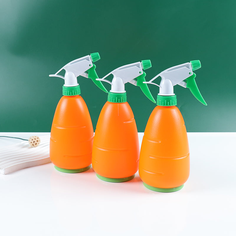 https://cdn.shopify.com/s/files/1/0925/0203/2693/files/CARROTSPRAYBOTTLE.jpg?v=1744246426