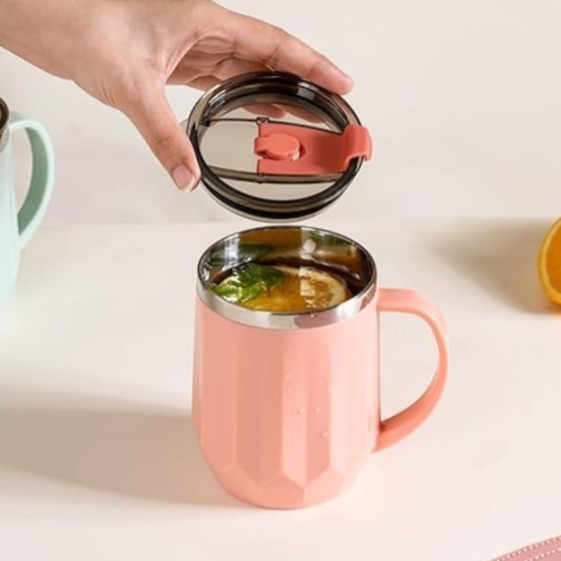 https://cdn.shopify.com/s/files/1/0925/0203/2693/files/CoffeeMugWithLid.png?v=1760687633