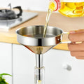 https://cdn.shopify.com/s/files/1/0925/0203/2693/files/HL3320-15cm-Stainless-Steel-Oil-Funnel-With-Filter_All_6223_1.jpg?v=1736054687