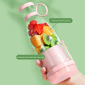 https://cdn.shopify.com/s/files/1/0925/0203/2693/files/MK105-420ml-Portable-Mini-Electric-Juicer_All_5505_1-4.webp?v=1736058073