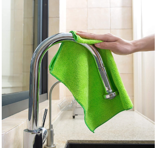 https://cdn.shopify.com/s/files/1/0925/0203/2693/files/Microfiber_Cleaning_Cloths_for_Taps.png?v=1744444857
