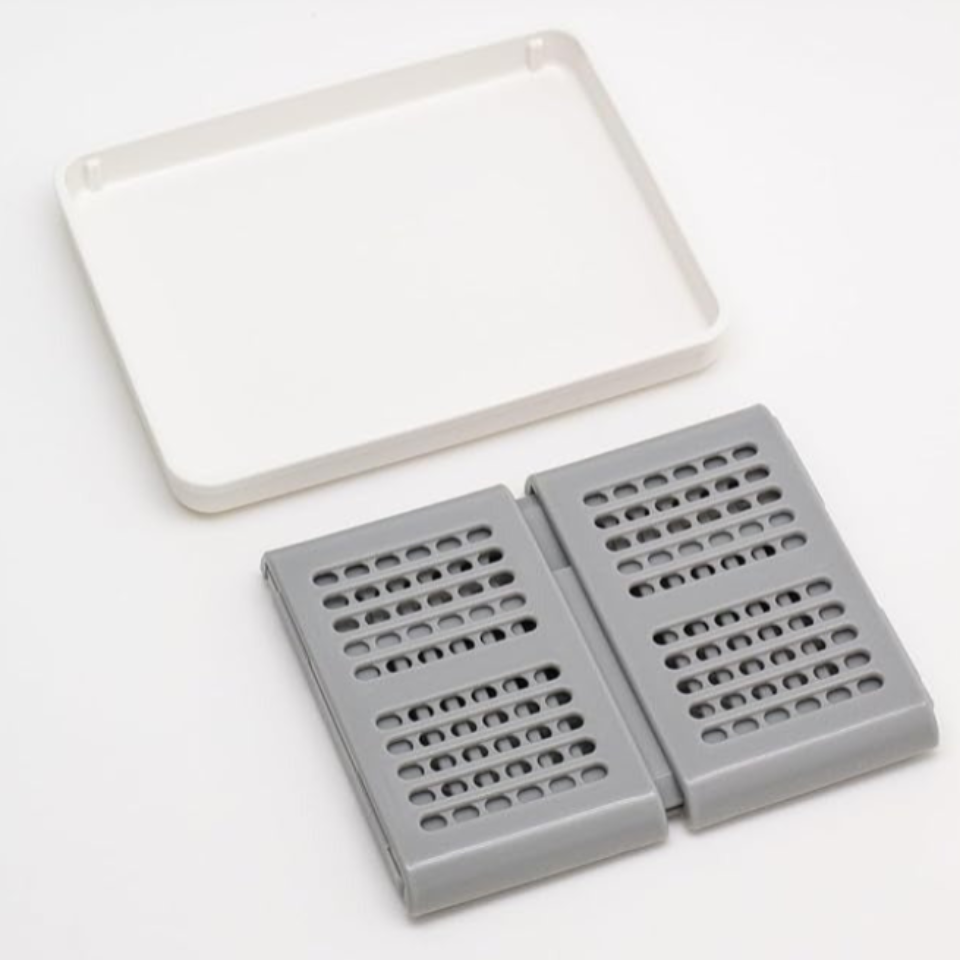 https://cdn.shopify.com/s/files/1/0925/0203/2693/files/Portable_Hollow_Picnic_Box_Food_Snack_Container.png?v=1761280897