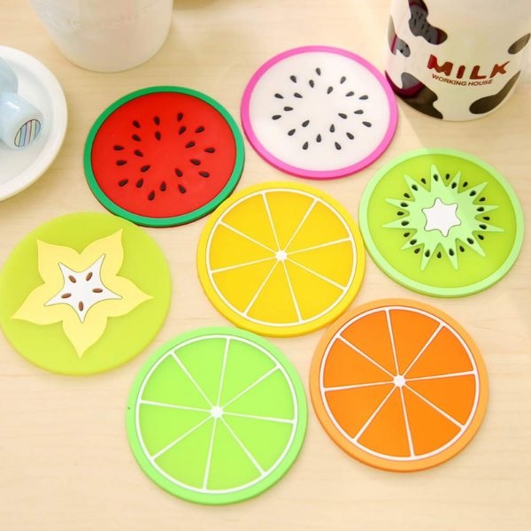 https://cdn.shopify.com/s/files/1/0925/0203/2693/files/HL0029-Silicone-Coaster-Fruit-Design-5-Pc-Set.jpg?v=1736089923