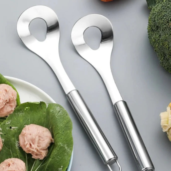 https://cdn.shopify.com/s/files/1/0925/0203/2693/files/SqueezeBallMakingSpoonStainlessSteelMeatballMaker_FoodPortionScoop_Packof1_3.png?v=1778062813