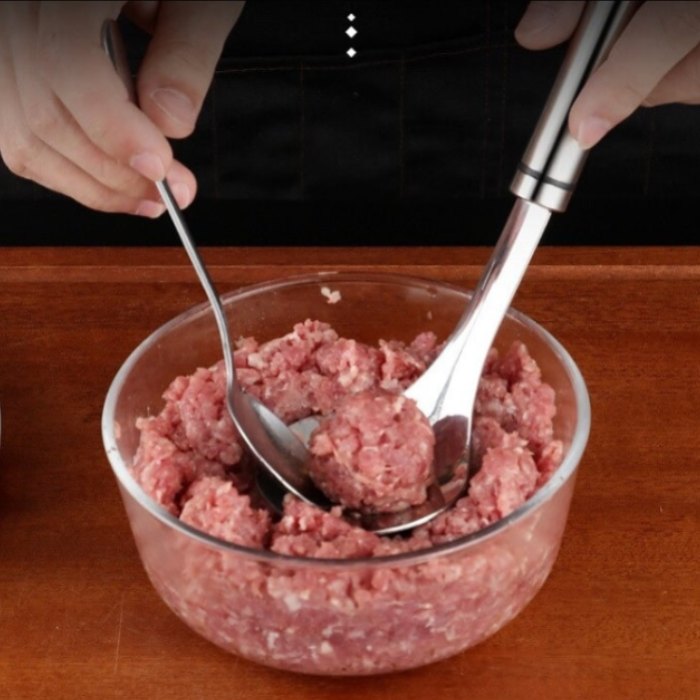 https://cdn.shopify.com/s/files/1/0925/0203/2693/files/SqueezeBallMakingSpoonStainlessSteelMeatballMaker_FoodPortionScoop_Packof1_5.png?v=1778062813