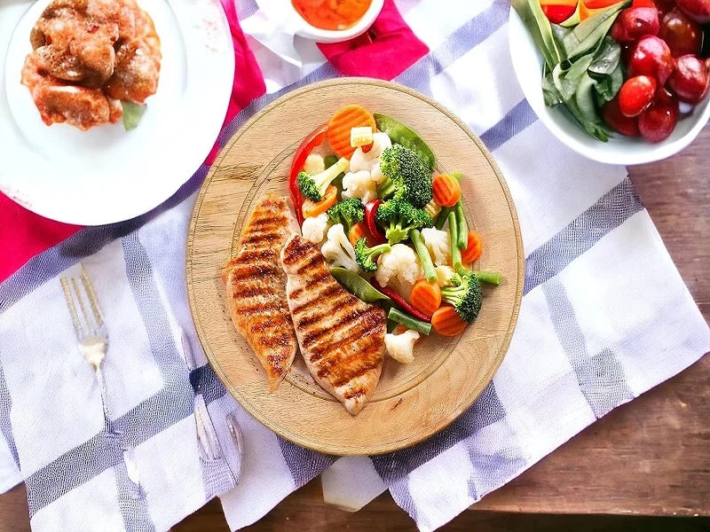 https://cdn.shopify.com/s/files/1/0925/0203/2693/files/WD-969-1-Wood-Serving-Round-Plate_All_4535_1.webp?v=1736083780