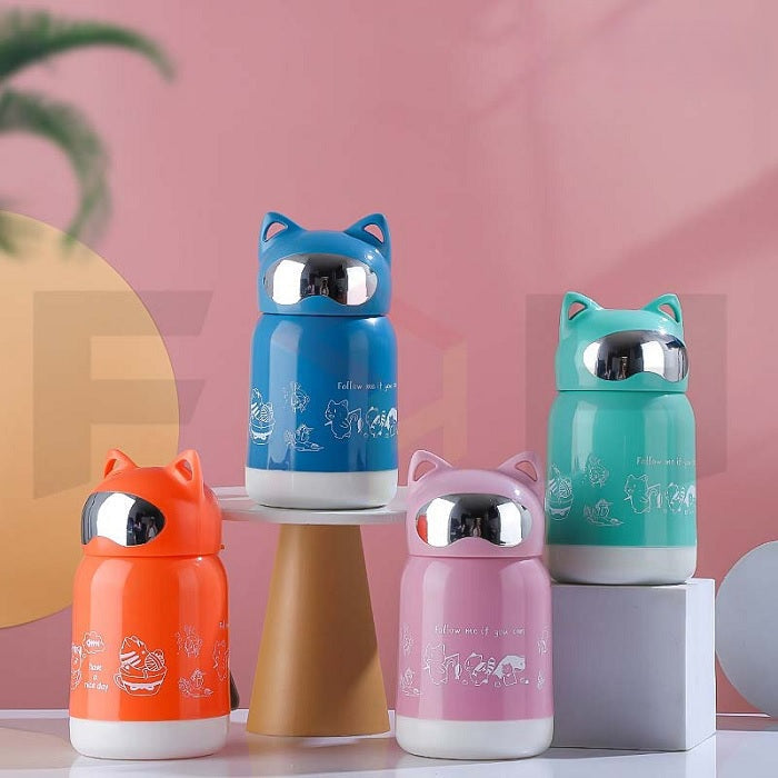 https://cdn.shopify.com/s/files/1/0925/0203/2693/files/WJI-157-Lucky-Cat-Cup-Glass-Bottle_All_4791_1.jpg?v=1744246896