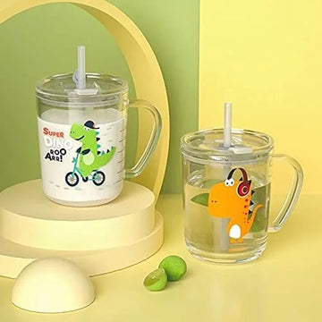 https://cdn.shopify.com/s/files/1/0925/0203/2693/files/WJI225-400ml-Random-Design-Glass-Cup-With-Straw_All_5348_1.webp?v=1736058036