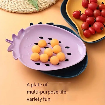https://cdn.shopify.com/s/files/1/0925/0203/2693/files/WJI593-Strawberry-Shape-Snack-Fruit-Plate_All_5713_1.webp?v=1744246571