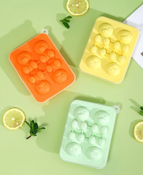 https://cdn.shopify.com/s/files/1/0925/0203/2693/files/WJI596-Teddy-Bear-Ice-Cube-Mould_All_5653_1-2.jpg?v=1744246949