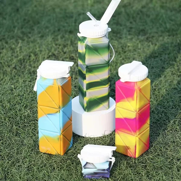 https://cdn.shopify.com/s/files/1/0925/0203/2693/files/WJI675-Silicone-Foldable-Water-Bottle_All_5813_1.webp?v=1736089695