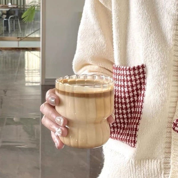 https://cdn.shopify.com/s/files/1/0925/0203/2693/files/WJI999-Chubby-Striped-Cup_All_6649_1-3.jpg?v=1736062905
